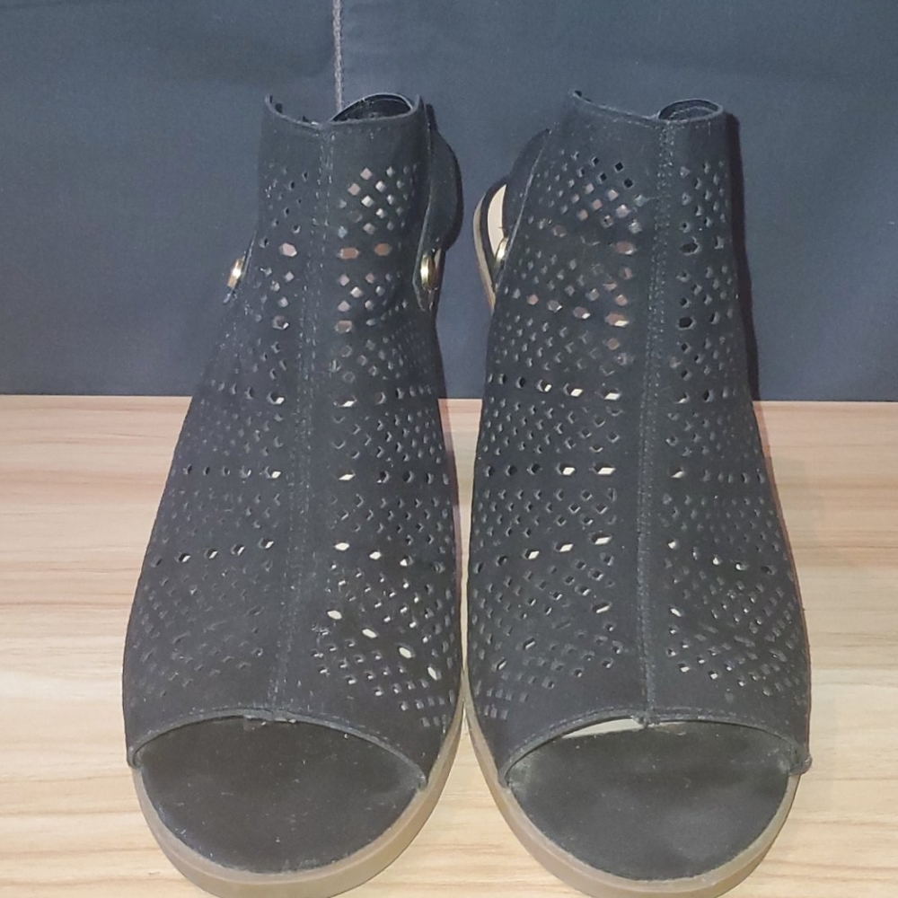 DV Black High Stacked Heel Sandal